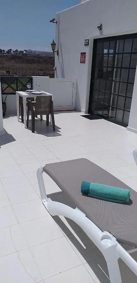 Sunnydaze Apartment Tias